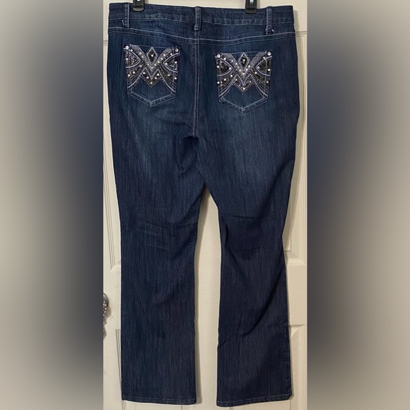 Cato pants - Picture 2 of 4